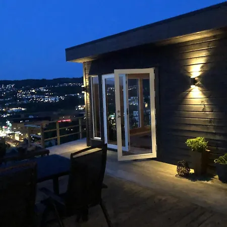 With Garden House Апартаменты